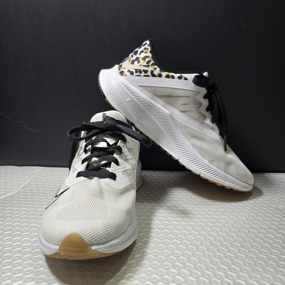 Nike Quest 3 Premium Women's Running Shoe Sz 6.5 Lightweight Stylish - Picture 2 of 12